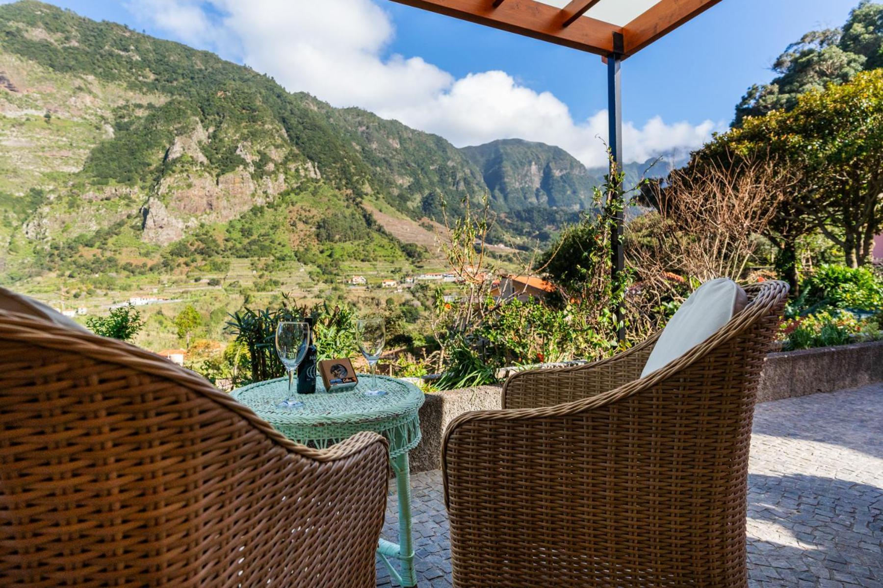 Madeira Surf Lodge Sao Vicente  Exterior photo
